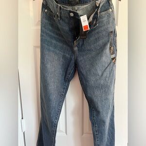 Banana Republic, Jean